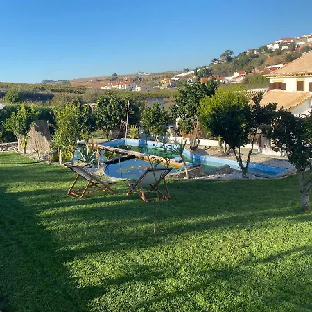 The Far End Surf House - Surf & Yoga Holidays * لورينها